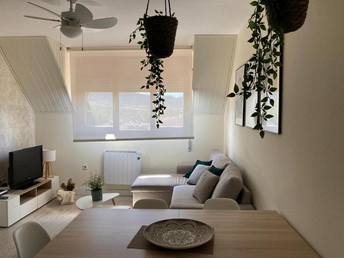 Apartamento Alba Jaca Zewnętrze zdjęcie
